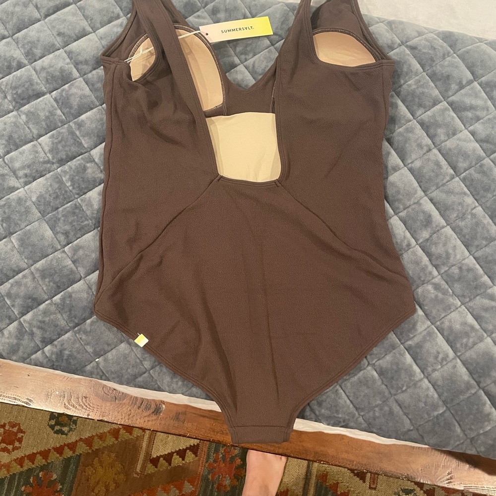 NWT Sz 12 Summersalt LuxeCrinkle texture one piece in Mocha - Picture 6 of 6
